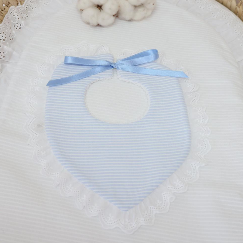 Babero Luna Tira Bordada